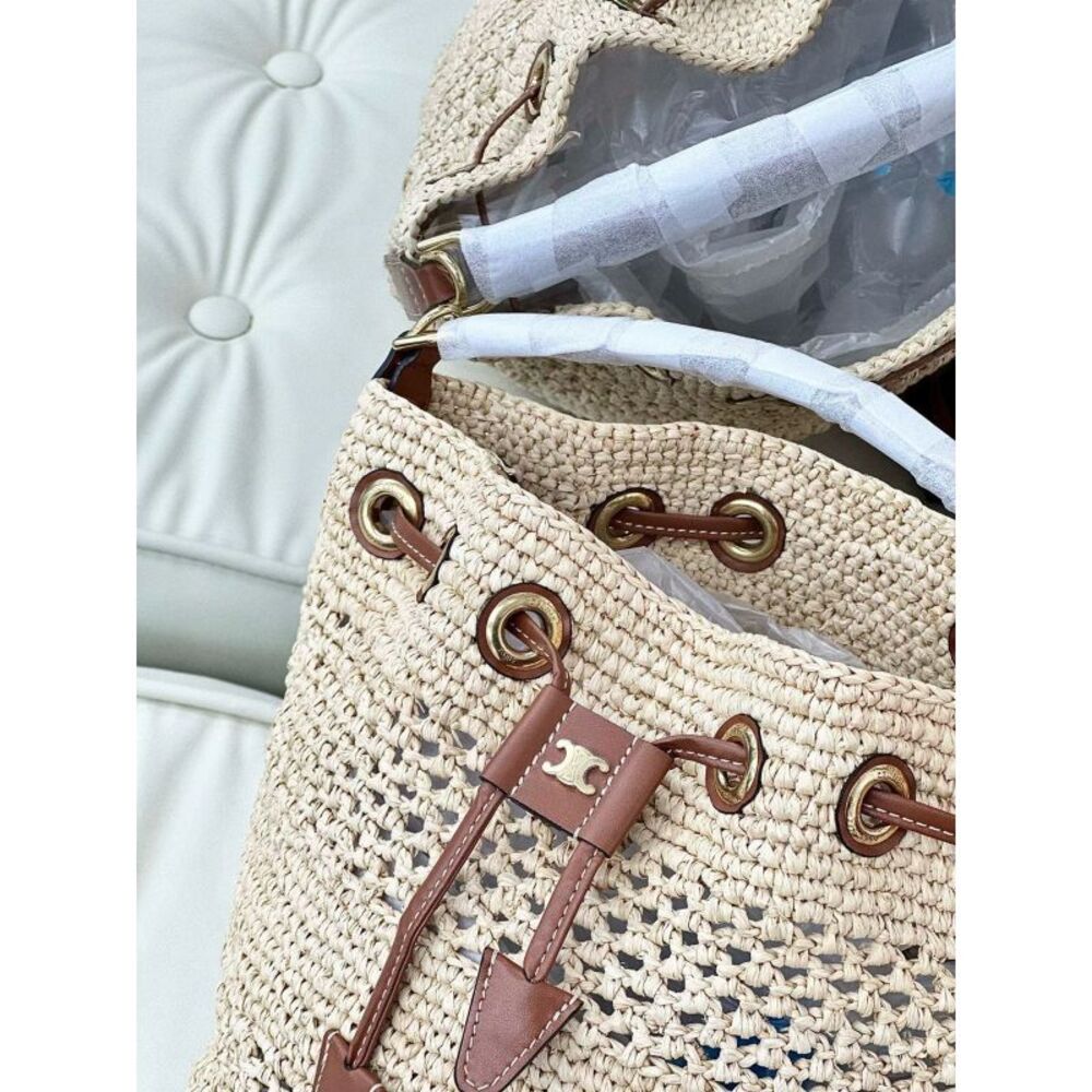 Celine Women Pre-Loved Bag Brand New Condition - Picture 4 of 9
